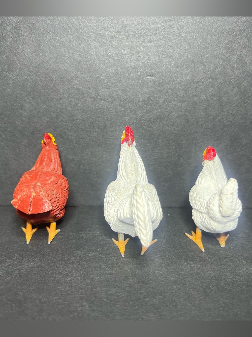 Vintage Lot of 3 German Putz Mini Composite Rooster & Chickens w/ Metal Feet - Picture 3 of 8